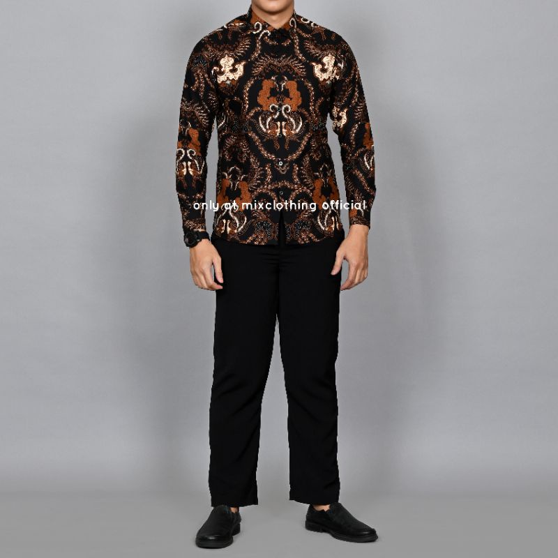 [ Luigi Batani LBL1425 ] Kemeja Batik Pria Slimfit Katun Lengan Panjang Premium Baju Kerja