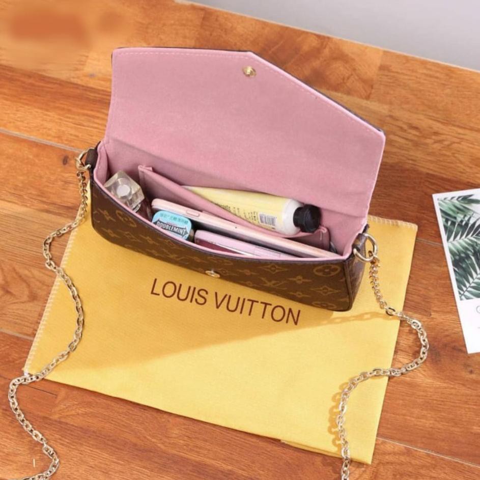 

LV P○chette Felicie 2581 ( Box+invoice+Bubblewrap) !!