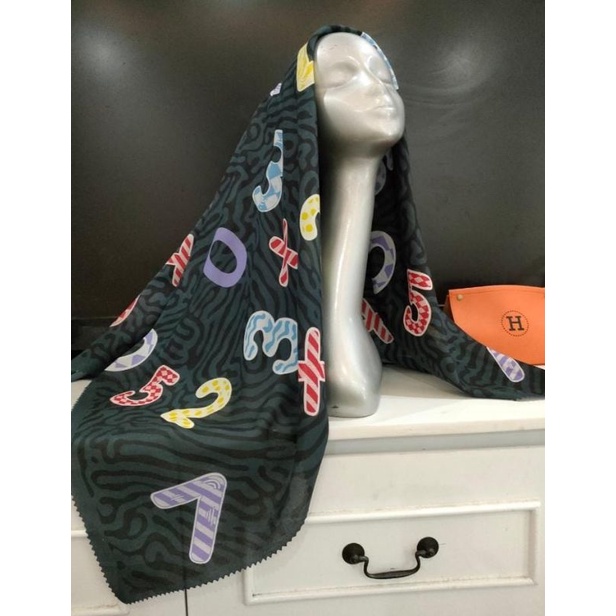 Kerudung Voal/ kerudung hijab motif Deenay kw/ Kerudung hijab polos/ Kerudung hijab bahan halus adem