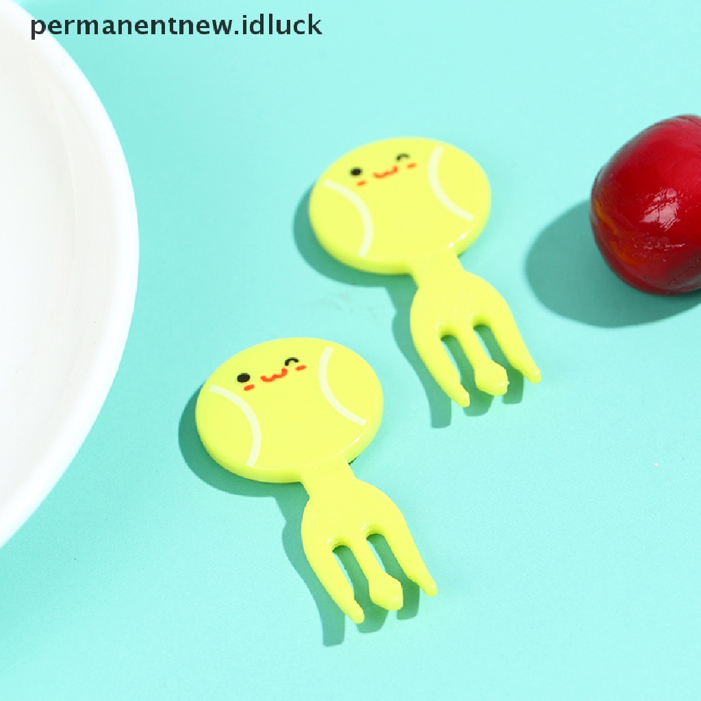 8 Pcs Tusuk Gigi Mini Desain Kartun Sepak Bola Untuk Makanan Ringan