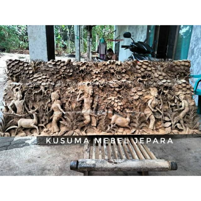 Hiasan Dinding Ukir Relief Ramayana Kayu Jati (Panjang 150cm)