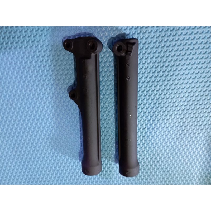 TABUNG SHOCKBREAKER DEPAN YAMAHA MIO J ORIGINAL 54P