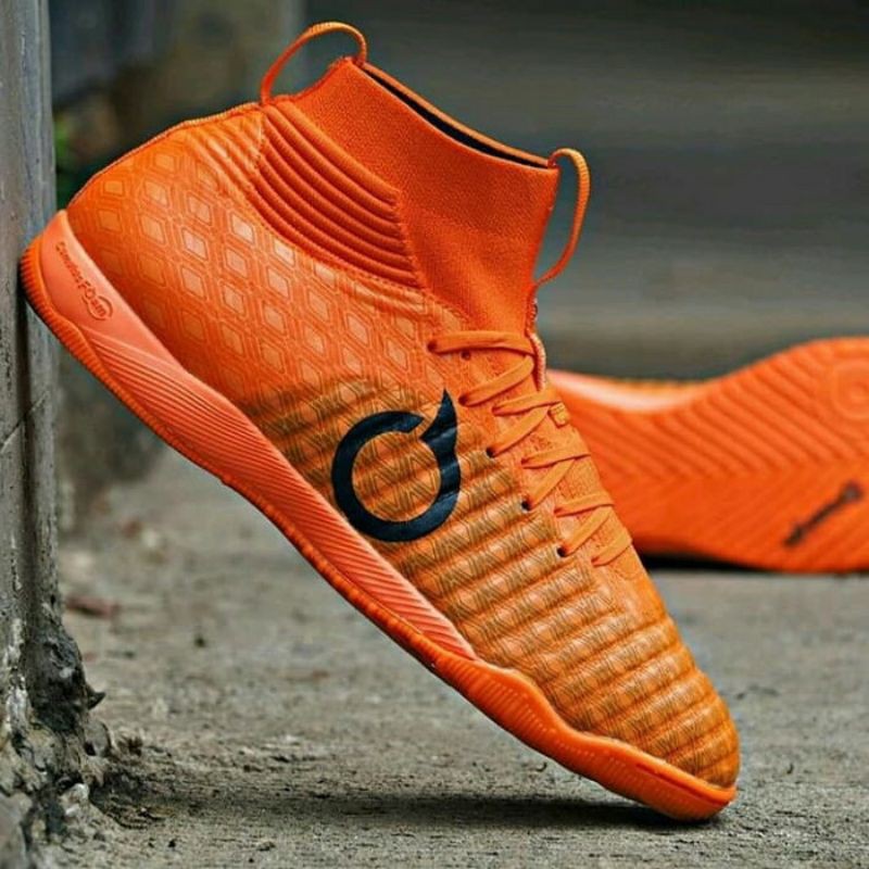 Ortuseight Sepatu Futsal Catalyst Mystique In Otrnage