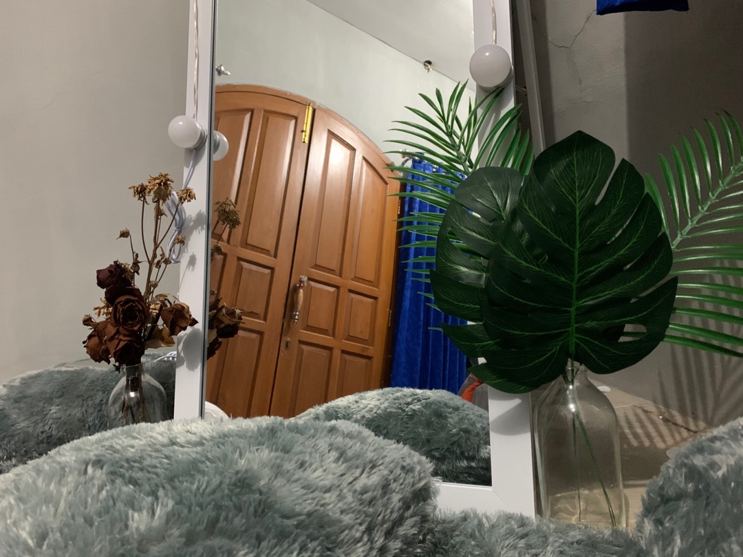 Gege Gift | Daun Monstera Artificial Daun Hias Palem Tanaman Hias Dekorasi Rumah Kamar Ruangan Cafe