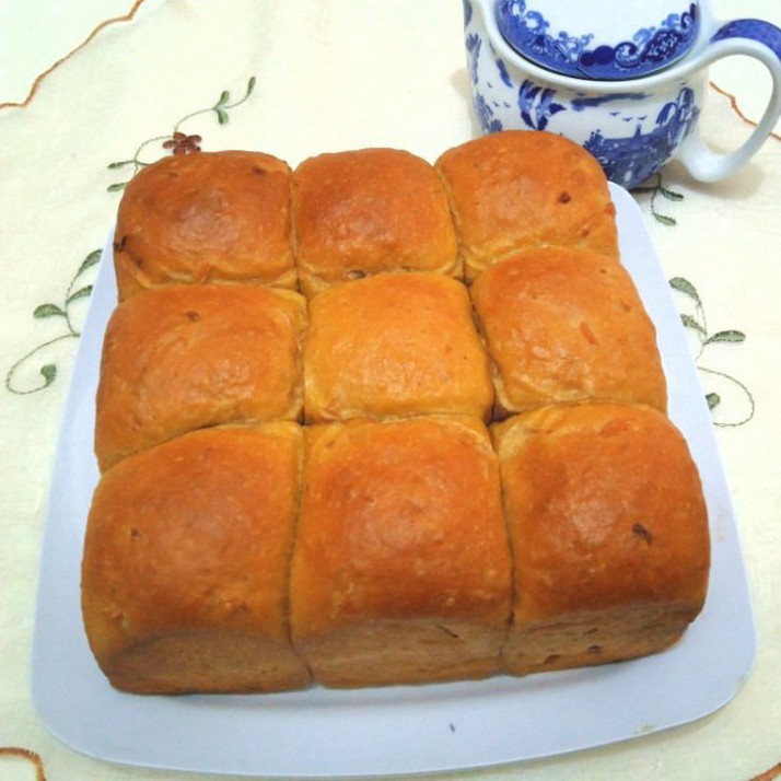 

Roti khas Ambon (ampas tarigu)