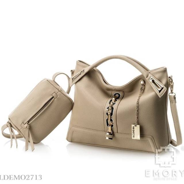 M O R Y  Cherry's  LDEMO2713*