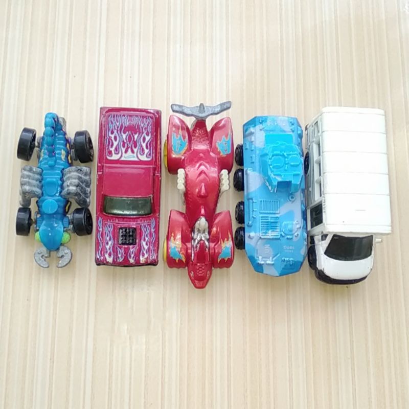Paket 5 Mainan / Pajangan Mobil Diecast Hot Wheels Toys Bekas Murah 04