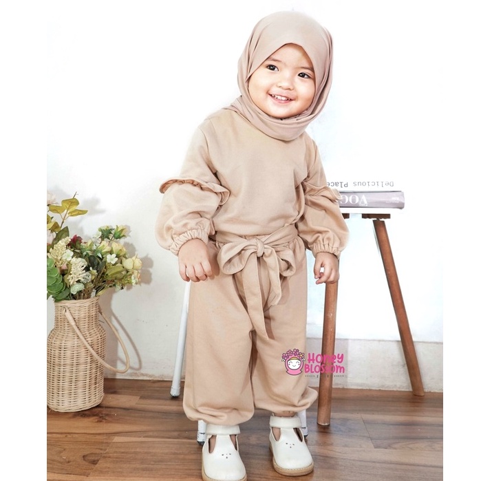 One Set Anak Perempuan Alika Series Newborn 0 Bulan - 5 Tahun