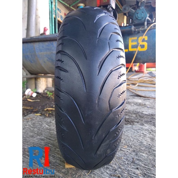 Ban Vespa Vee Rubber V396 120/70-10