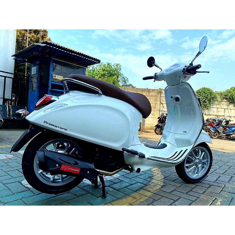 Knalpot R9 Misano Series Vespa Sprint or Primavera