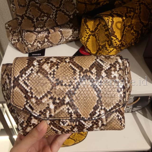 ⚠️SALE Mango Snake Skin Waist Bag