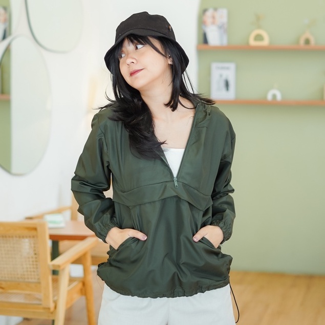 MVP - Miko Jaket - Jaket Parasut Wanita