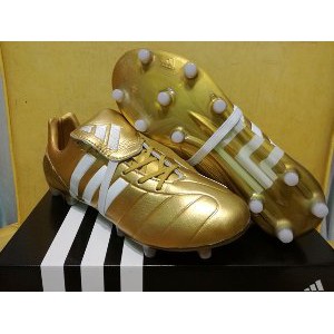 Baru  Sepatu Bola   Soccer Adidas Predator Mania 2017 Gold   FG