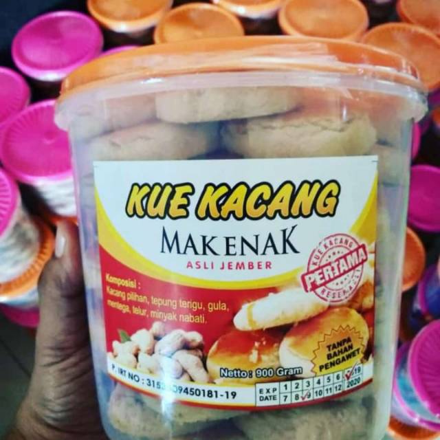 

Kue kacang mak enak