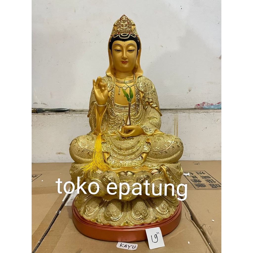 patung dewi kwan im / guan yin / kwan in - emas - 19 inch - kayu - emas