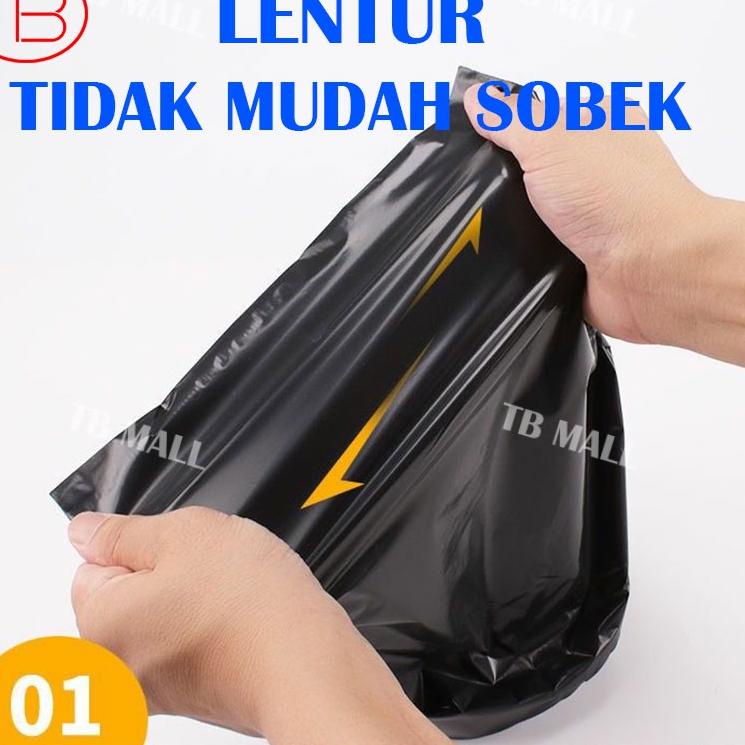 

Plastik Packing Olshop / Polymailer LDPE Hitam 50X60CM Isi 50Pcs 50micron Lem Perekat Anti Sobek