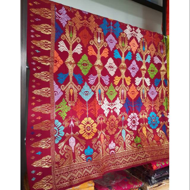 Kain Tenun Songket Sidemen Bali