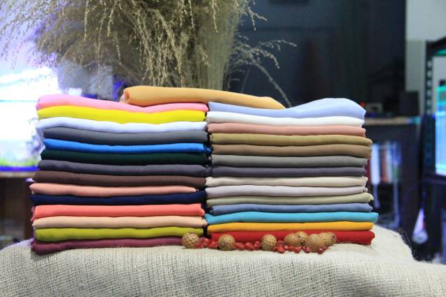 Polycotton Bella Square Fine JAHIT TEPI Hijab Segiempat Jilbab Polos Kerudung Murah  Part 1  FH