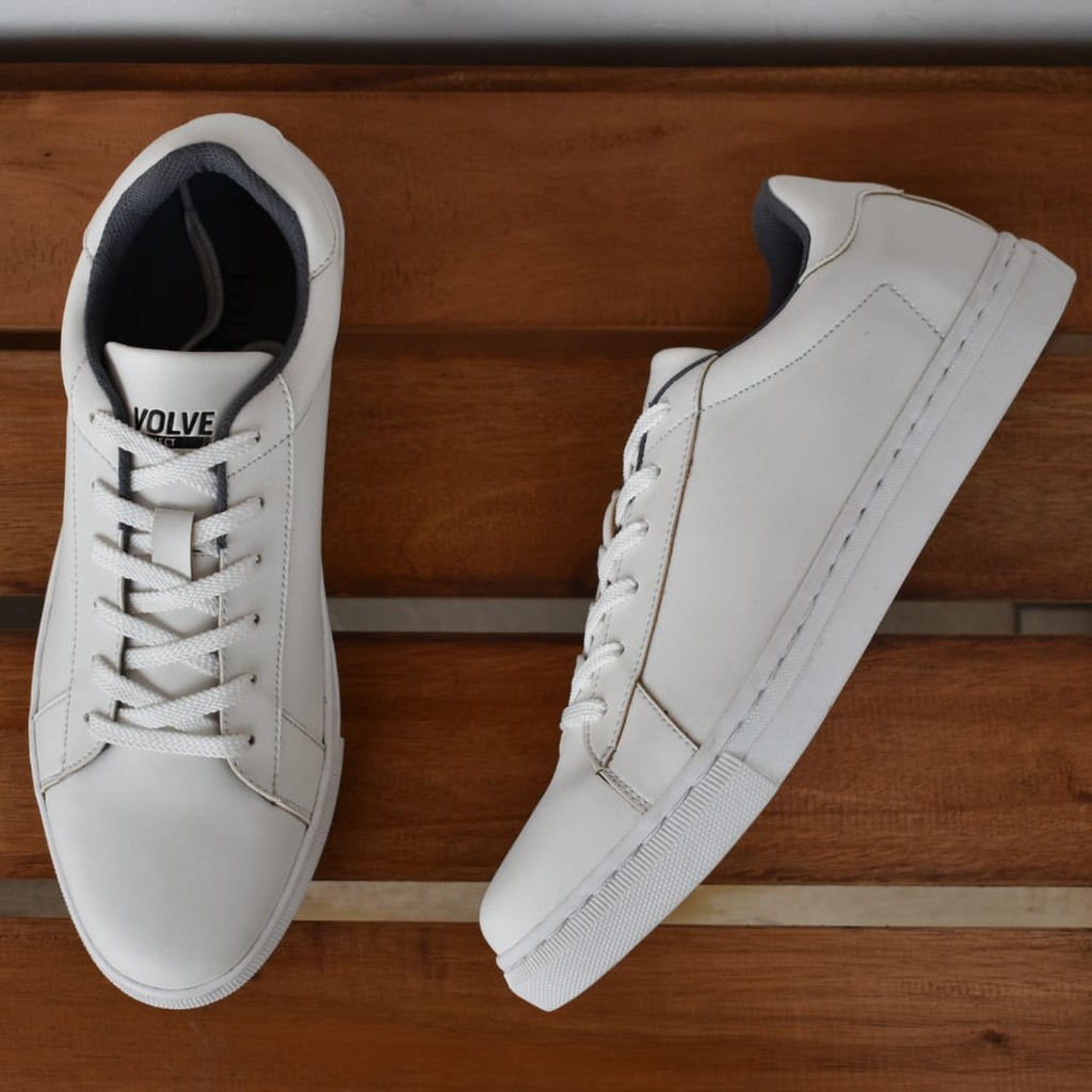 Rover White | Sepatu Casual Sneakers Kasual Polos Ori Pria Cowok Lokal Footwear Jalan | FORIND Volve