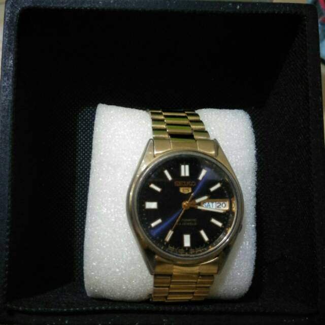 Jam tangan wanita seiko