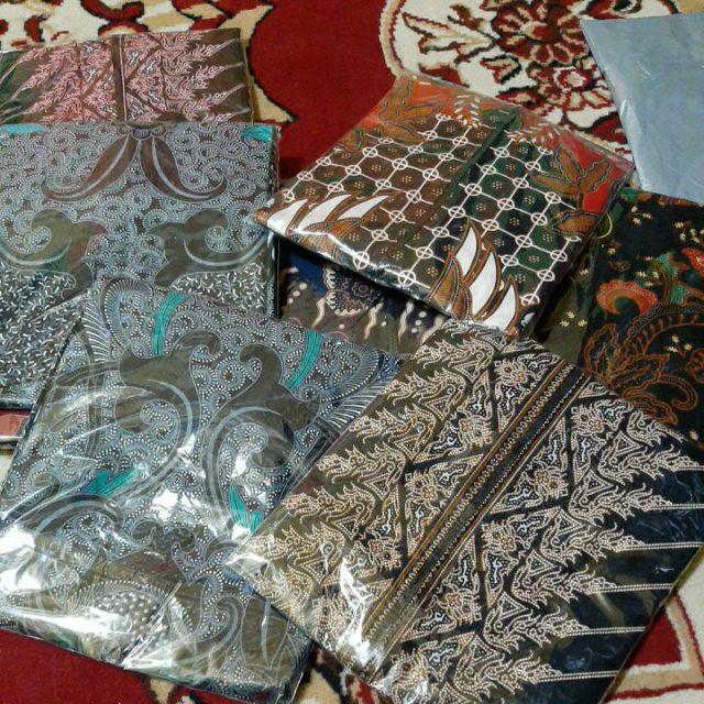 #bayarditempat Terlaris Serut Genes Jelita Tunic Navbor Yelbor Whitbor Creambor Tunik Batik Modern