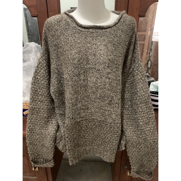 PRELOVED SWEATER RAJUT BULU OVERSIZE FREE SIZE BUKAN ZARA UNIQLO