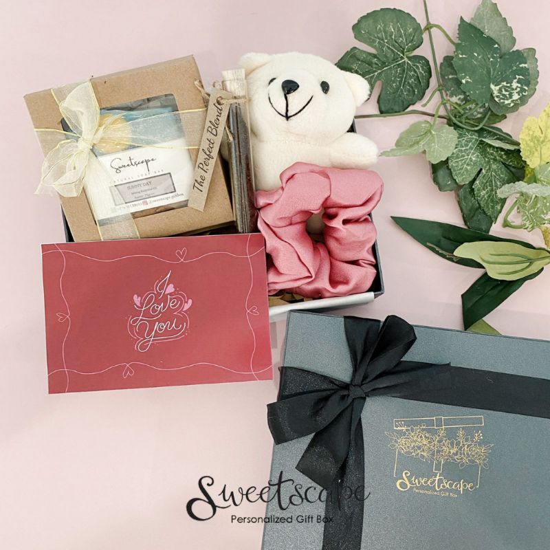 

Gift Box Package 244-Paket Hampers 244 - Kado Murah Acara Ulang Tahun