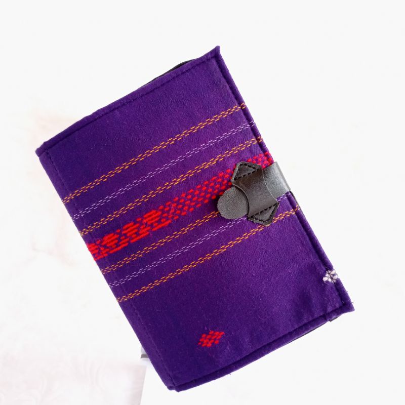 

Cover Agenda/Binder Tenun Ulos Batak, Size: A6 (15*20) (Brand: Nopita_Stp)