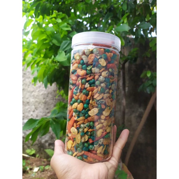 

kacang campur 550gr