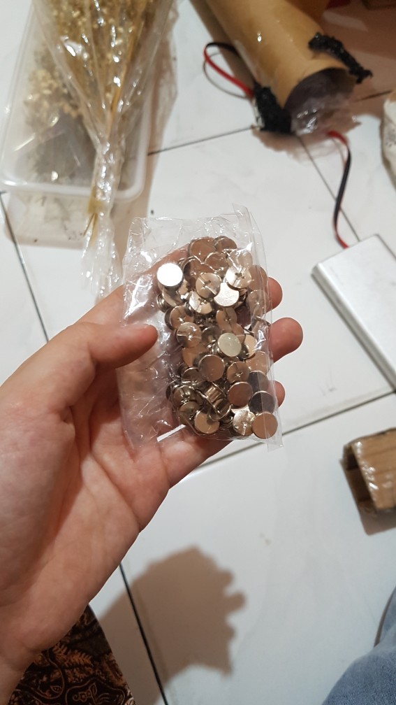 Pen Iklan 5 X 5 Baut Akrilik Kecil Mini / Stabil Kaca Sign Board Skrup Metal Pin Baut Jilid Buku 7 6