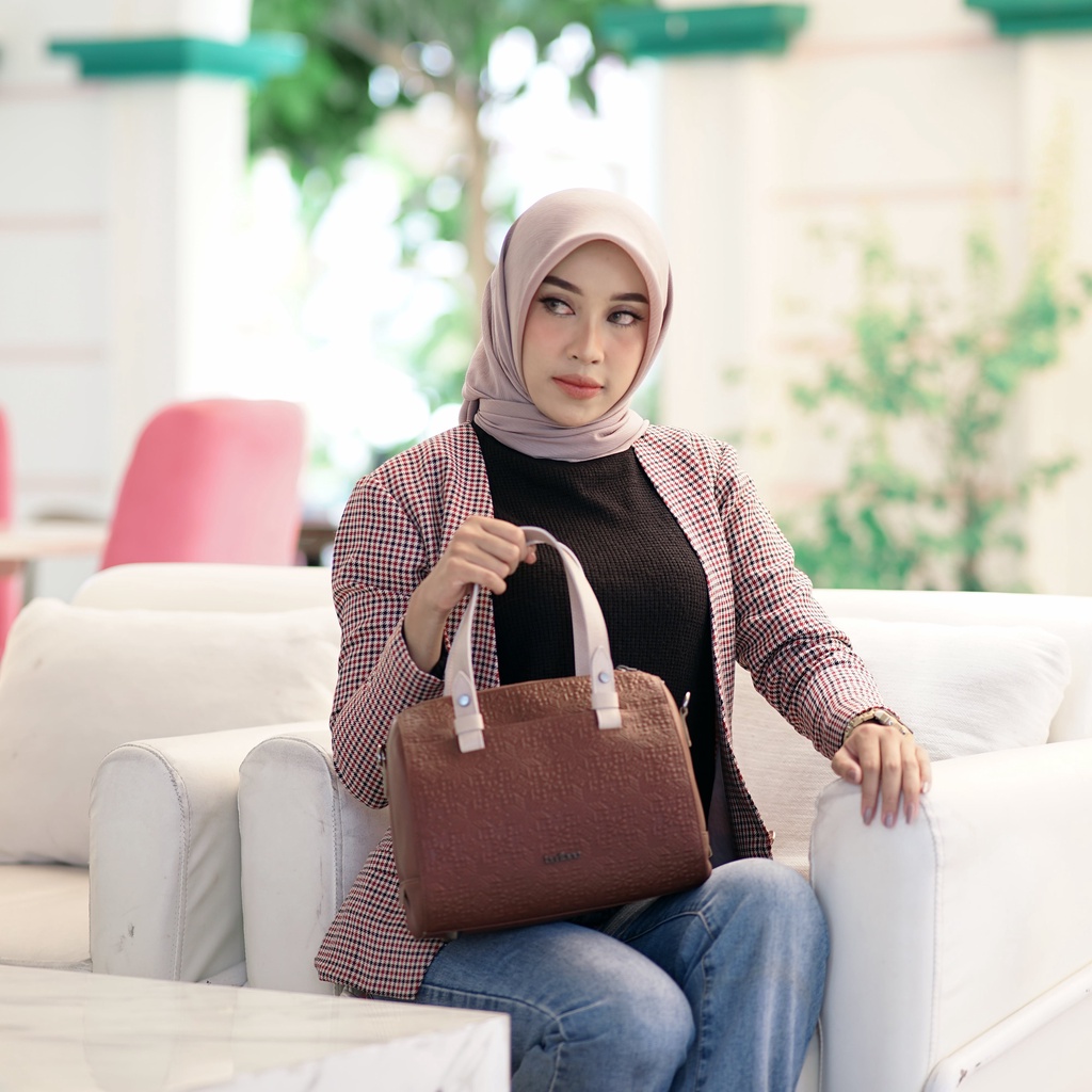 Berliano Leather RACHELIA BAG Tas kulit sapi motif batik, tas kulit wanita kekinian