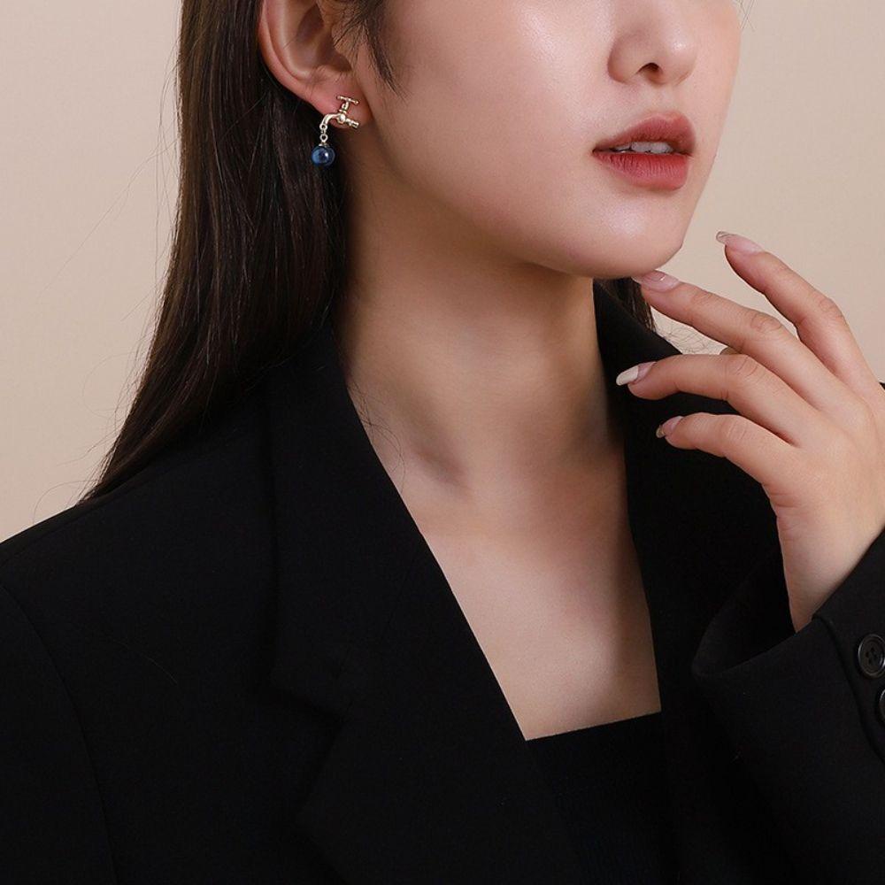 Needway Stud Earrings Gadis Kreatif Tren Perhiasan Tetesan Air Mode Kran Gaya Korea