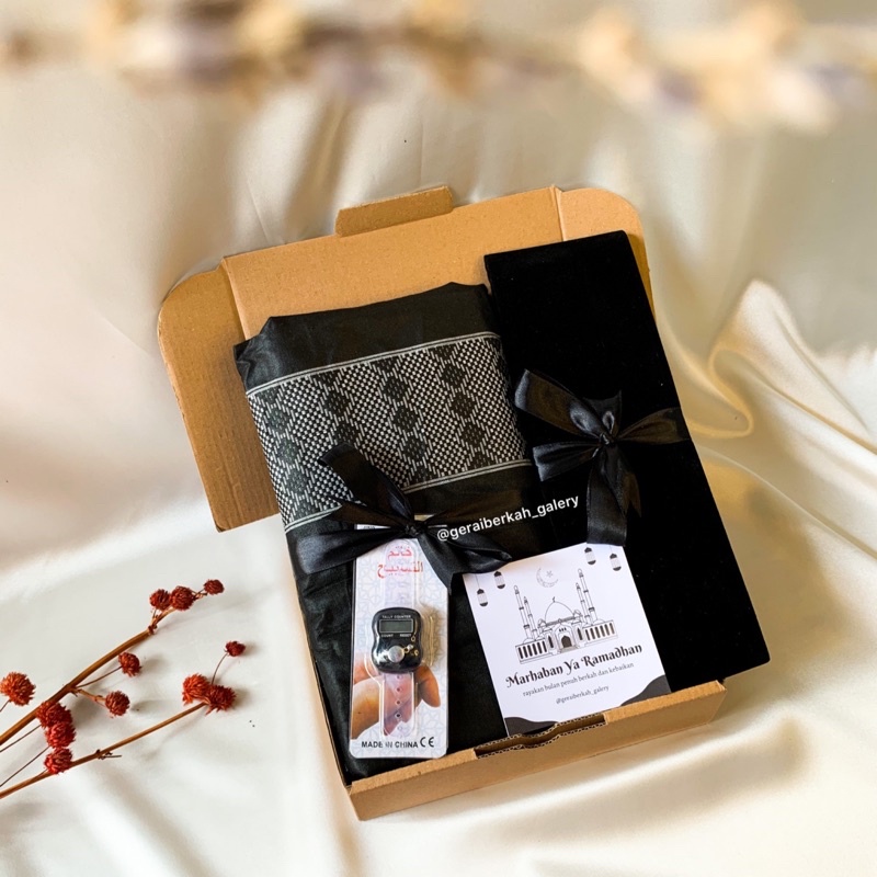 

AKRAM PACKAGE | HAMPERS LEBARAN | HAMPERS COWOK | KADO COWOK | ALAT SHOLAT COWOK