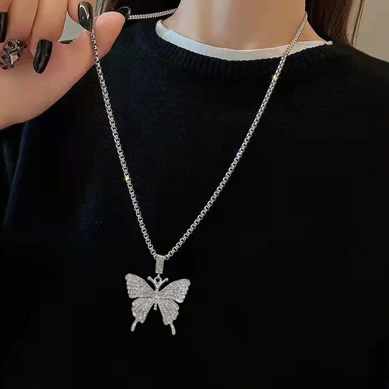 Korea online merah butterfly liontin kalung penuh diamond micro berlian imitasi fashion sweter ranta