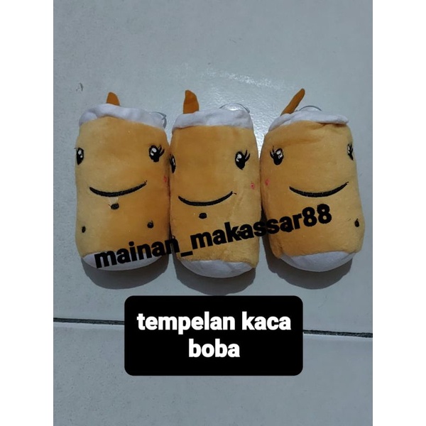 gantungan tempelan kaca boneka