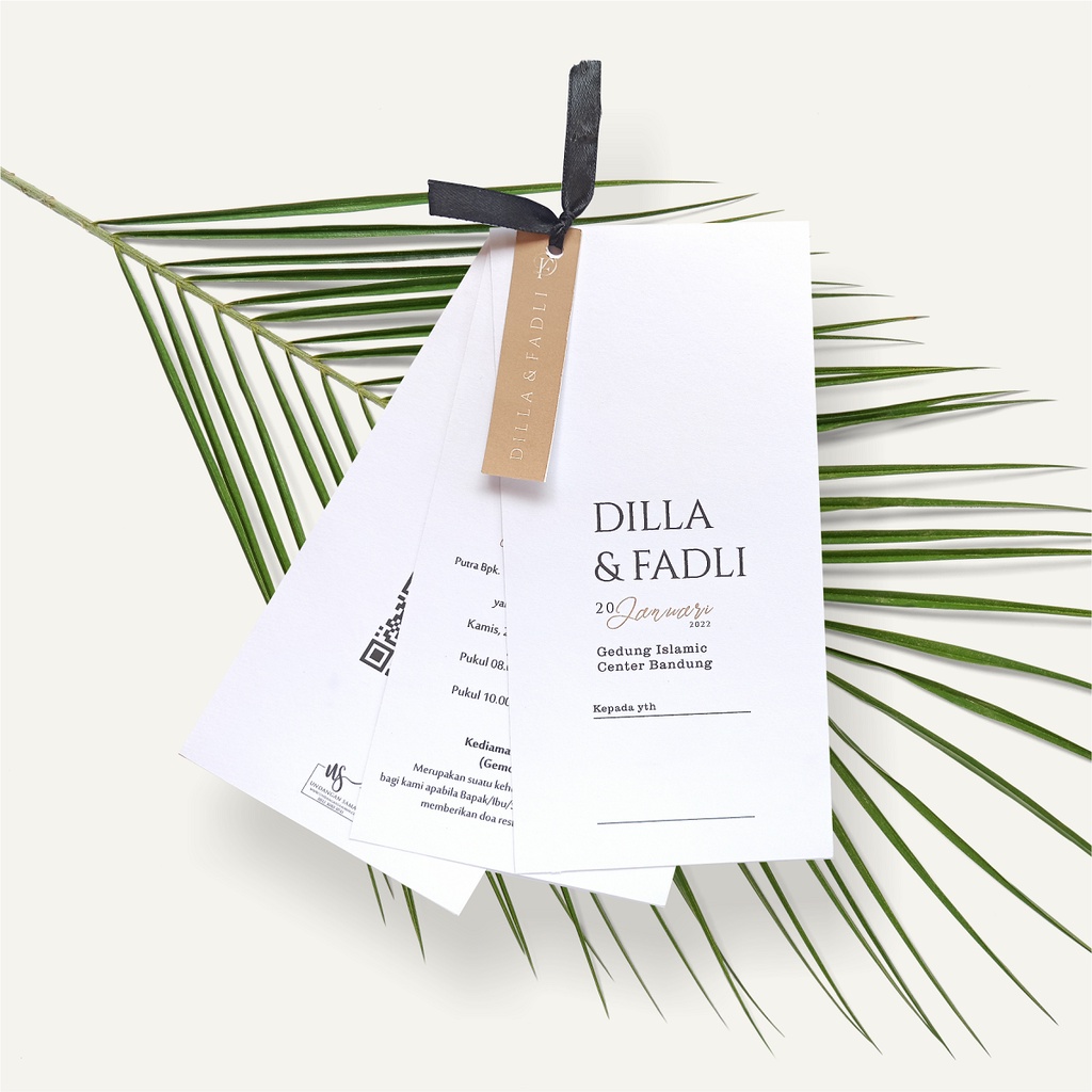 Undangan trifold white minimalis by undangan samawa