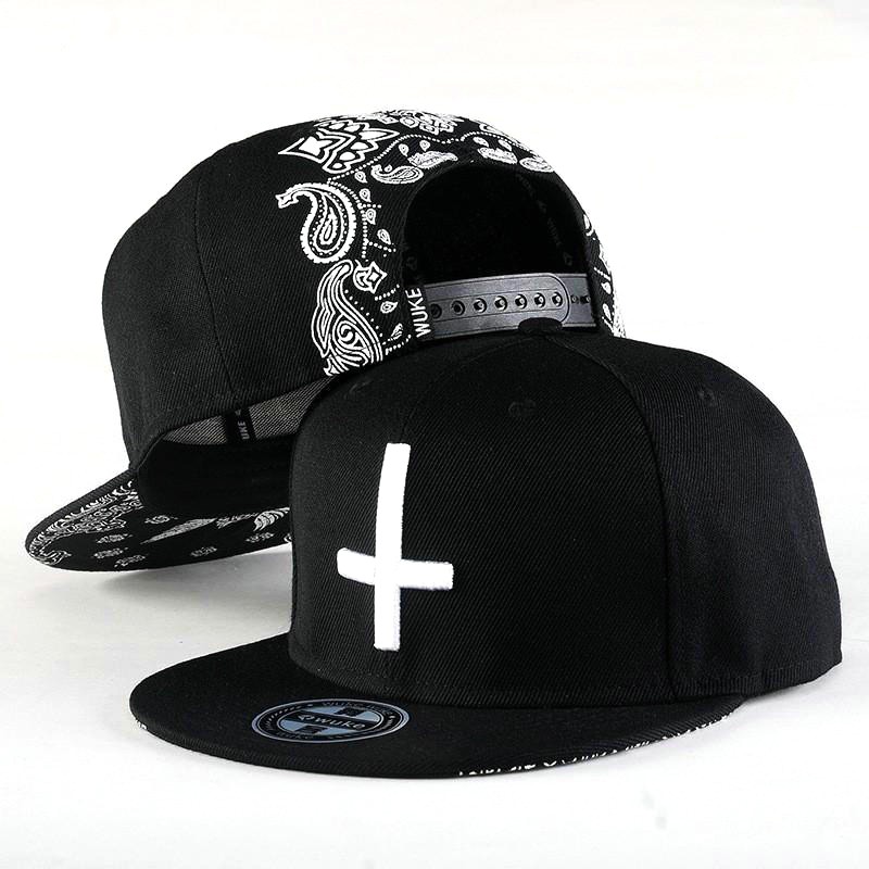 Wuke Topi Snapback Cross - Black