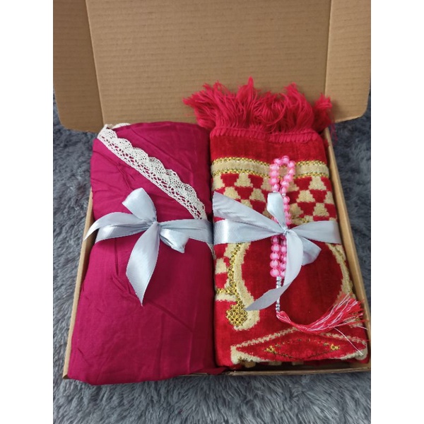 READY HAMPERS MUKENA RAYON PREMIUM KADO WANITA ULTAH WEDDING ANNIVERSARY LENGKAP ALAT SHOLAT
