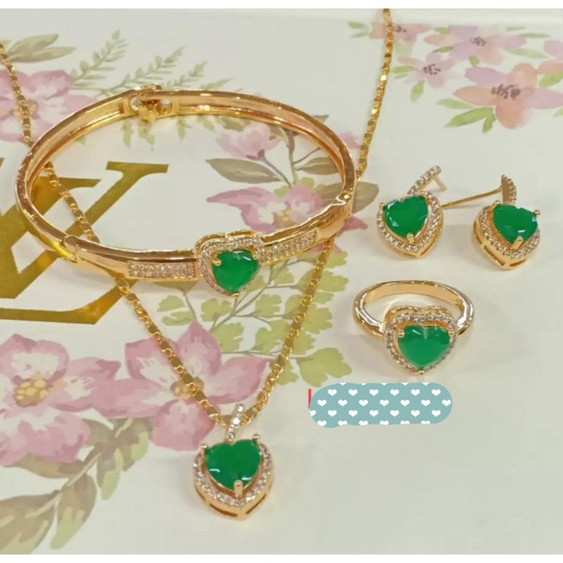 Set Perhiasan Titanium motiv permata hijau Love IMPORT anti karat