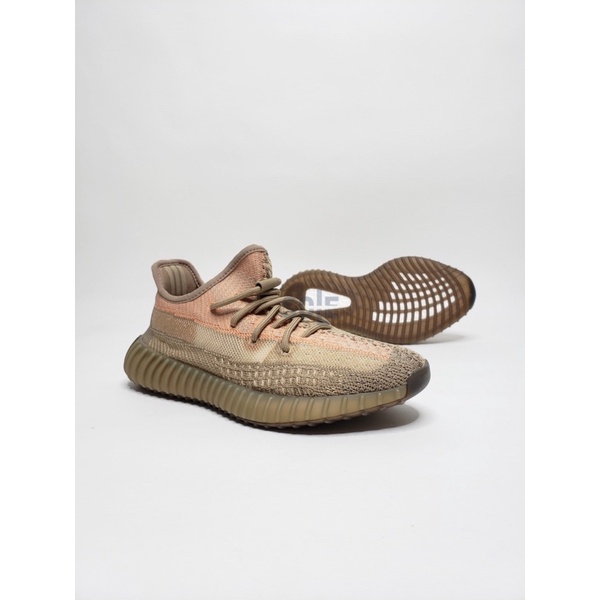 Yeezy 350 V2 Sand Taupe