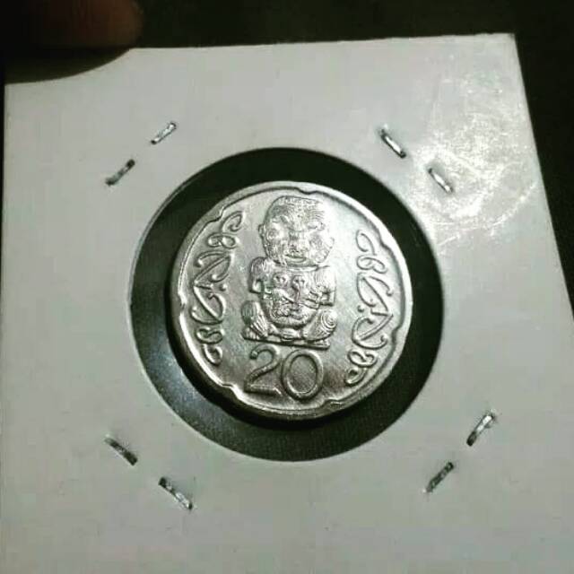 ZN135. Uang Koin 50 Cents New Zealand Elizabeth II 4th Portrait