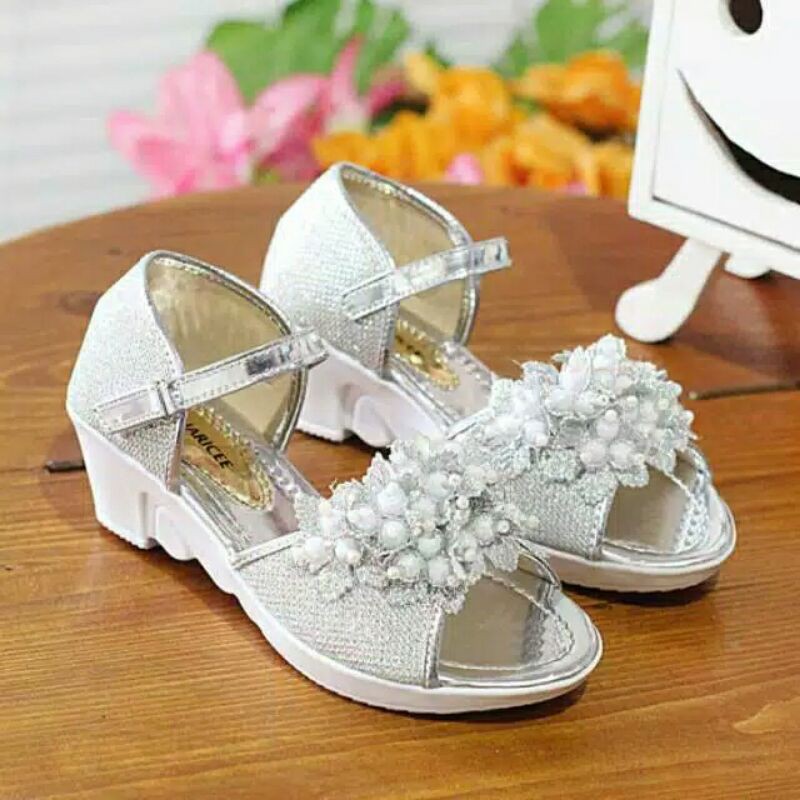 Sandal Anak Perempuan Tali Mangkok Anggur W119