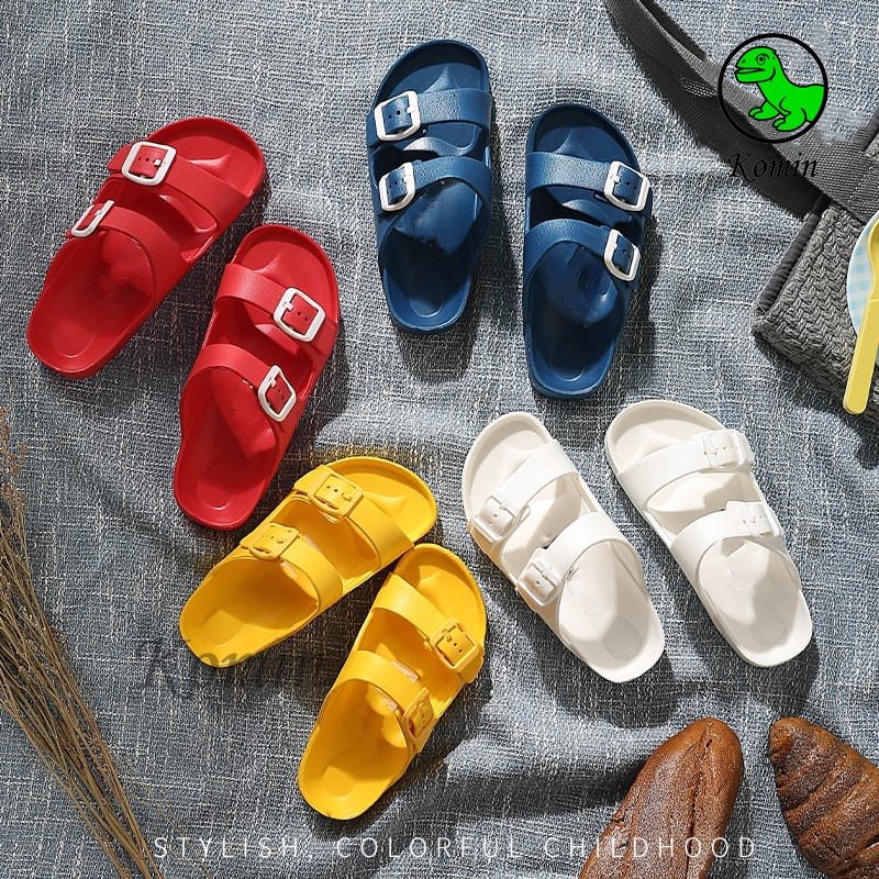 Komin sandal impor, sandal terbaru 2022 anak-anak  untuk musim panas,sandal outdoor, warnanya imut, antislip dan empuk