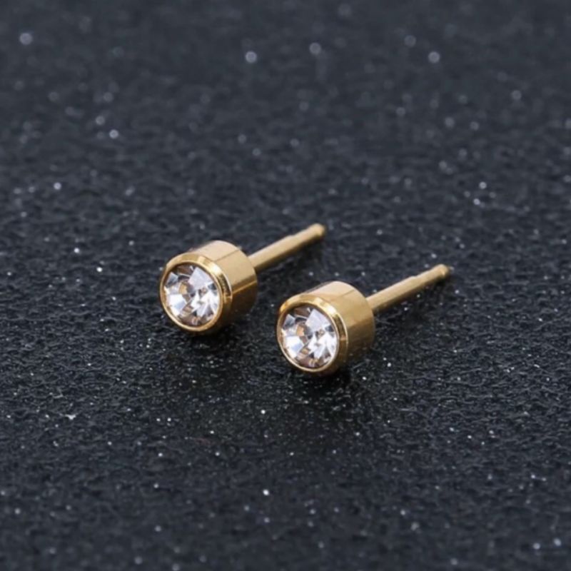 Anting Tusuk Titanium Steel Anting tusuk permata Anti Karat earring gemstone stab Anting Permata pria wanita