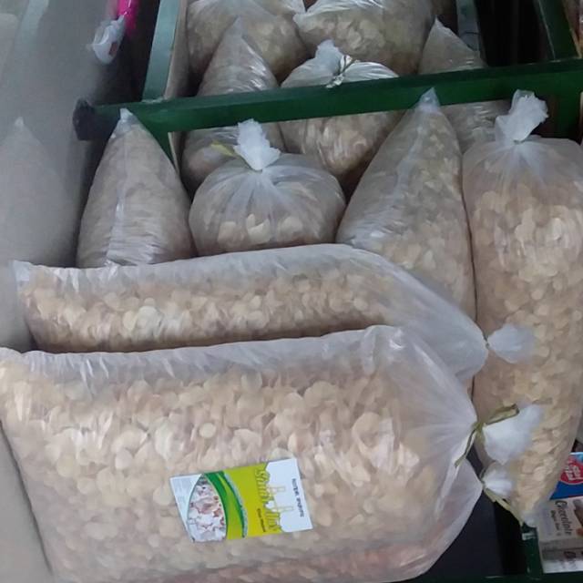 

Kripik singkong madura 1ball 5kg