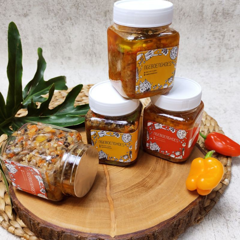

sambel bawang/pete/baby cumi/baby cumi pete ngeboengkoes 180 gram