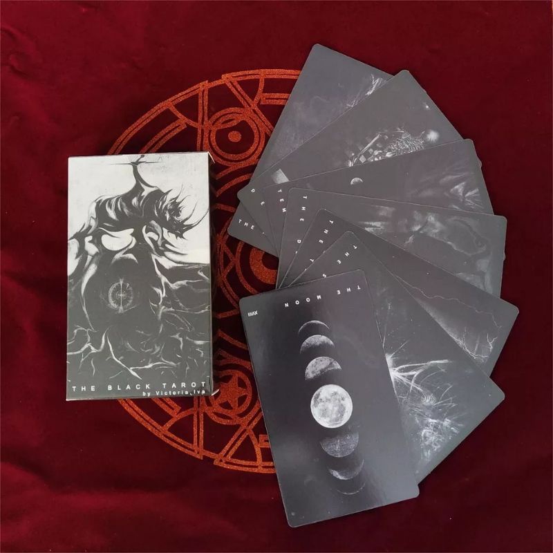 The Black Tarot 12x7cm include guide paper