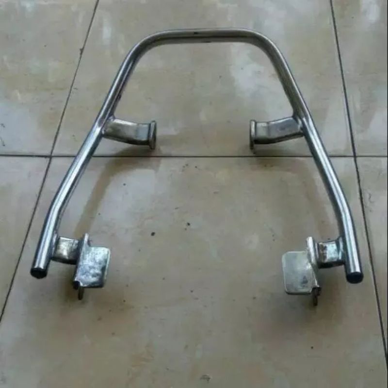 Behel Sepanger Pegangan jok belakang SUZUKI SMASH 110 ( Original )Second