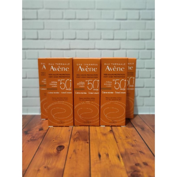 Avene SPF 50+ Tinted Cream 5ML Sun Protection Sunblock