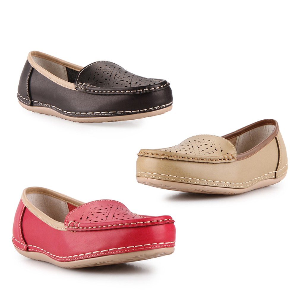 bc footwear austin flat